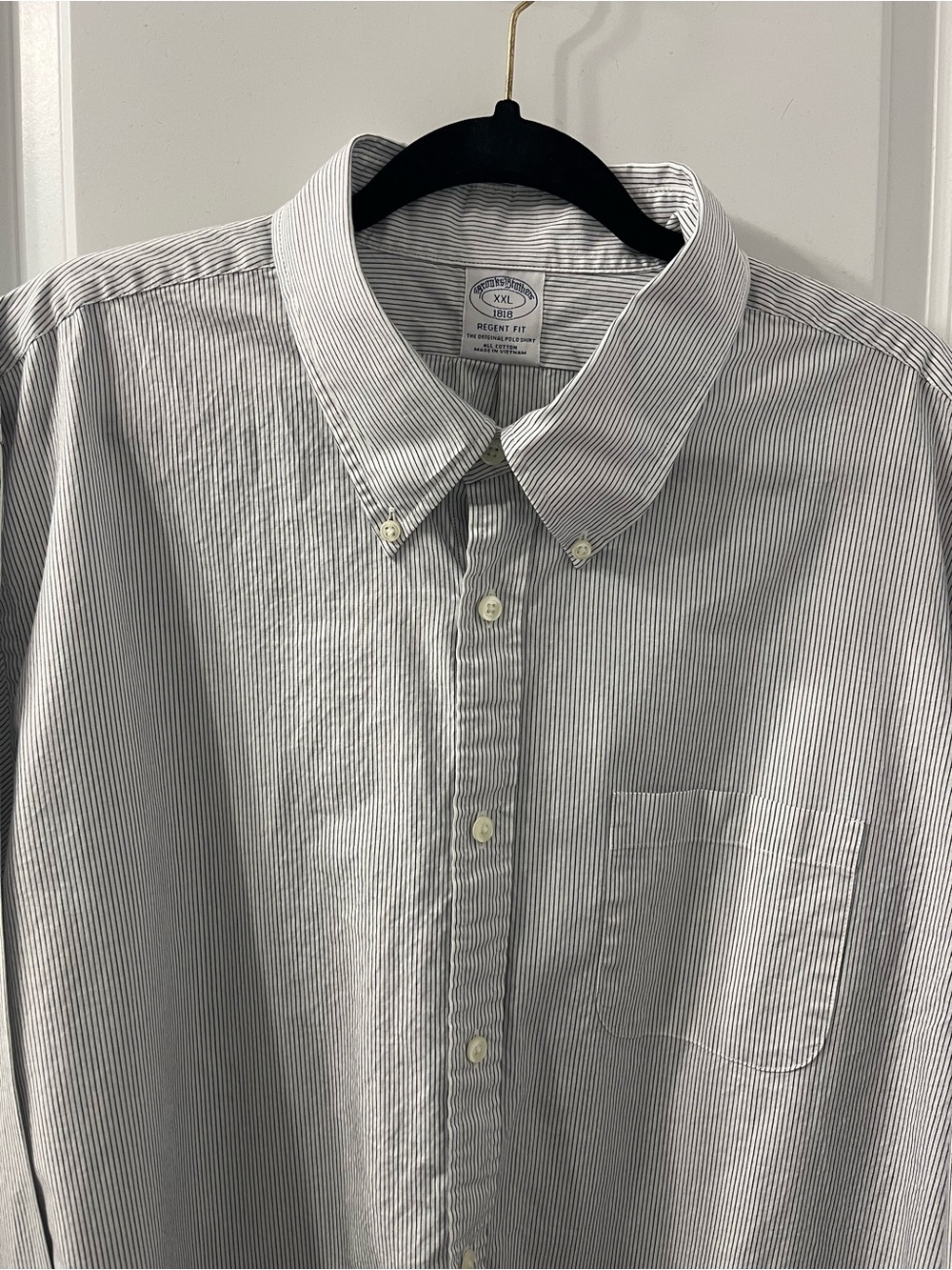 Brooks Brothers Regent Fit White Shirt with Gray Pinstripes 100% cotton
